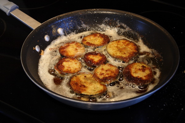 frying the eggplant
