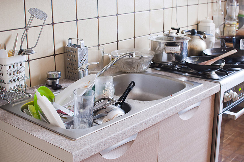 Sink-full-of-dishes